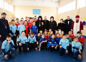 Gimnaziul Semeni, sfințit de un sobor de preoți