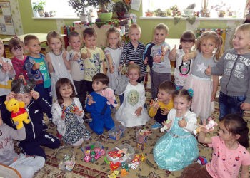 Lumea poveștilor  este lumea copiilor