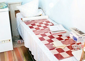 Medici ocazionali și oficii mai mult încuiate