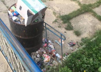 Problema gunoiului la sate
