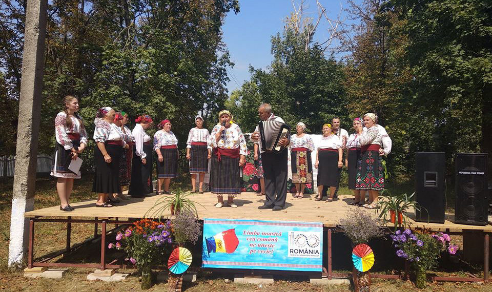 Limba noastră cea română îi unește pe vecie