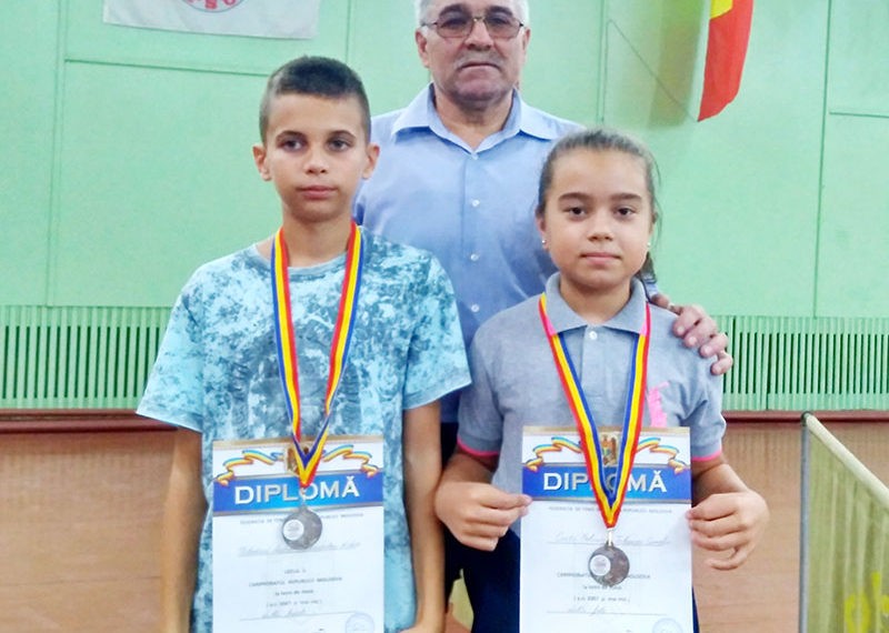 Tenismanii ungheneni au revenit cu medalii