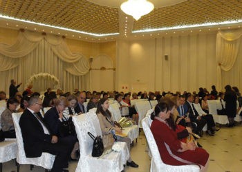 Cu drag de profesori