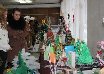 Gala Pomilor de Crăciun, ediția a treia