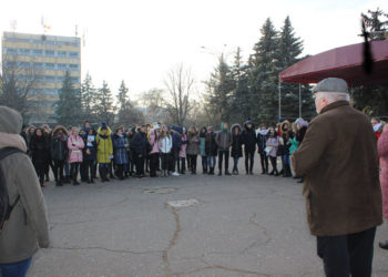 FOTO / În pași de dans și cu pliante au informat oamenii despre virusul  HIV/SIDA