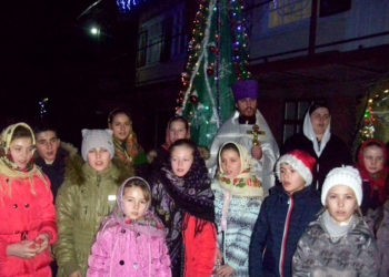 „Codreanca” au colindat enoriașii din trei sate