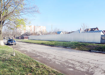 Trebuie să ne jucăm de-a mâța și șoarecele?