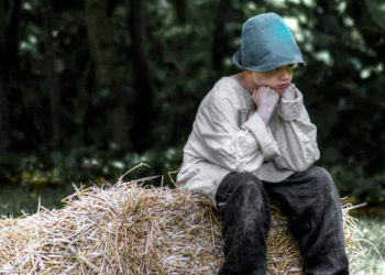 Copiii au nevoie nu numai de iubire, ci și de hrană, de îmbrăcăminte