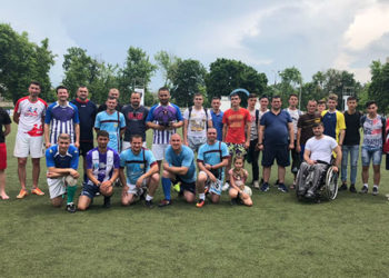 Au jucat fotbal și au colectat 16 mii de lei  pentru  persoanele cu dizabilități