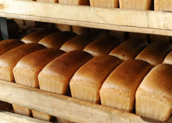 Pentru a avea pâine pe masă,  trebuie mai întâi să fie în magazin