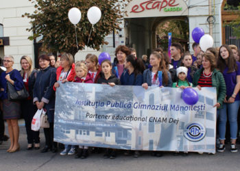 Compania Facebook a șters conturi, pagini și grupuri care diseminau dezinformări în Ucraina și Irak