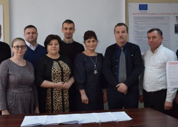 Apeduct e și aici, și acolo, dar apă nu este