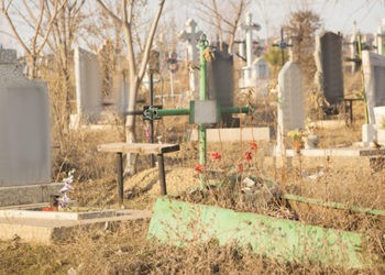 Cimitirul este considerat  o oglindă a celor vii