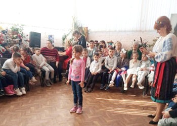 Au prins la piept mamei un Mărțișor