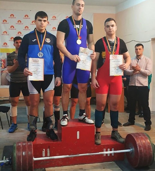 O medalie de argint și două de bronz  la Campionatul Național de Haltere
