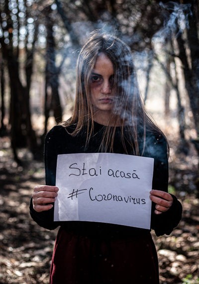 O ungheneancă a inspirat  lansarea unui concurs internațional de poze  de combatere a infectării cu COVID-19