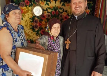 Parohia din Costuleni, implicată activ în acțiuni sociale