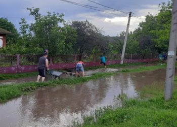 FOTO. Furia apelor. Satul Gherman inundat