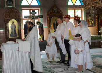 Portul popular revine în modă și cotidian