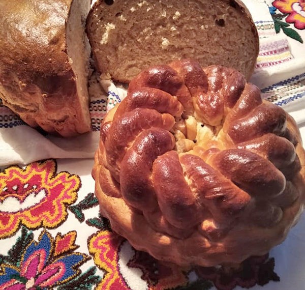 Mănoilești: Gospodinele îl cinstesc pe Sf.Procopie ca să facă pâine gustoasă și frumoasă