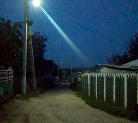 Todirești: Oamenii de aici își iluminează localitatea cu forțele proprii