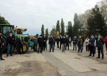 „Noi nu suntem cerșetori. Ne cerem doar drepturile”. Un nou protest al agricultorilor ungheneni