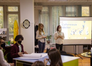 Tinerii din Ungheni la o cafenea a ideilor