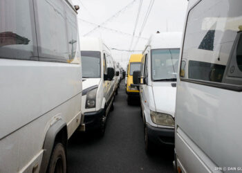 Transportatorii anunță pentru 23 februarie sistarea transportului regulat de pasageri