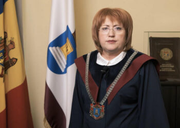 Reprezentantul Parlamentului a solicitat la ședința Curtea Constituțională recuzarea Domnicăi Manole