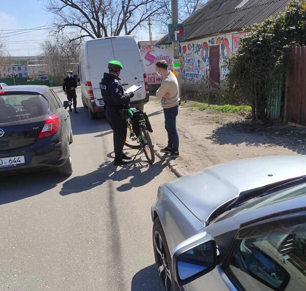 Polițiștii ungheneni patrulează pe biciclete