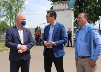 Președintele Federației Române de Fotbal, Răzvan Burleanu, la Ungheni
