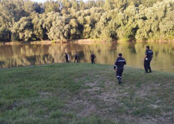 Adolescenta căzută sub gheață în februarie, găsită moartă pe malul Nistrului