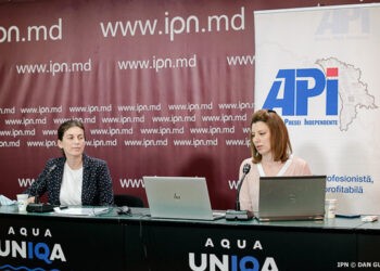 PAS a fost cel mai des plasat în context negativ, monitorizare API