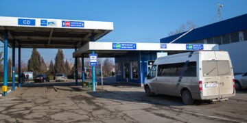 Punctul de trecere a frontierei moldo-române Lipcani-Rădăuți Prut își reia activitatea