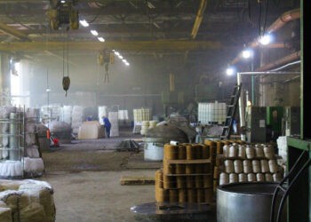 Oameni și covoare sau O zi la Fabrica de Covoare din Ungheni, Republica Moldova