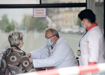 Un șofer i-a dat mită unui agent de patrulare, după care l-a denunțat la CNA