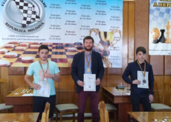 Unghenenii din nou pe podium