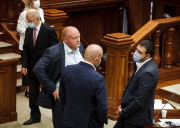 Opoziția și guvernarea – la cuțite pe proiectul Legii Procuraturii