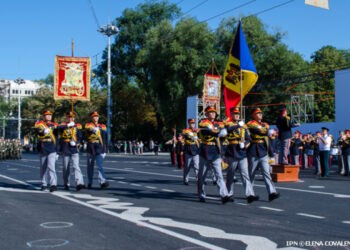 Parada militară de Ziua Independenței va avea loc dacă toți participanții vor fi vaccinați