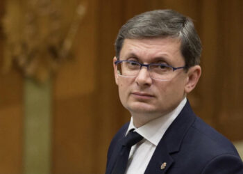 Igor Grosu în Parlamentul României: Hai să dăm mână cu mână, ca să construim un viitor comun