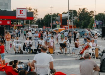 7 zile, 25 de muzicieni și 2000 de km parcurși prin țară. Retrospectiva expediției „La La Play”