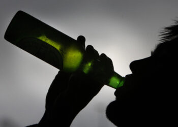 În Republica Moldova, unul din patru decese este asociat consumului de alcool