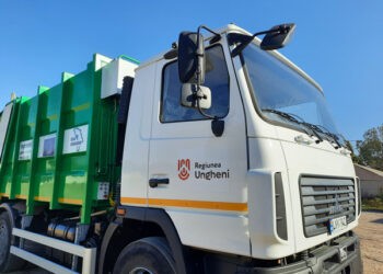 O nouă autospecială pentru colectarea și transportarea deșeurilor