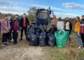 Acțiune de salubrizare în apropierea râului Prut