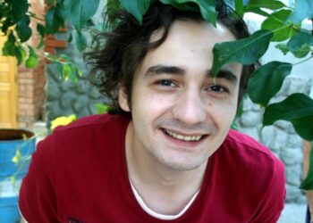 Concurs pentru bursa Viorel Mardare