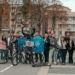 Au îndemnat oamenii să meargă cu bicicleta