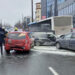 Trei persoane rănite și 15 mașini avariate într-un accident pe Vasile Alecsandri