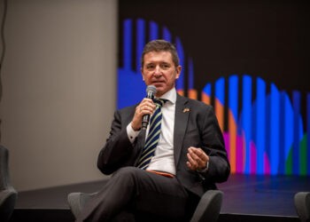 Ambasadorul Marii Britanii: N-am primit nicio cerere de la Interpol în privința lui Cavcaliuc sau Platon