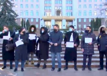 Avocații protestează împotriva amendamentului propus de Olesea Stamate