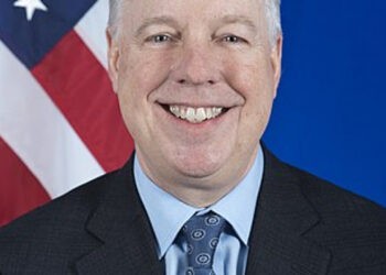 Începând de astăzi, ora locală 12:00, o porțiune a spațiului aerian național se redeschide pentru aeronavele civile și de stat